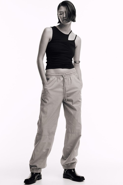 Low-waist Pull-on Pants